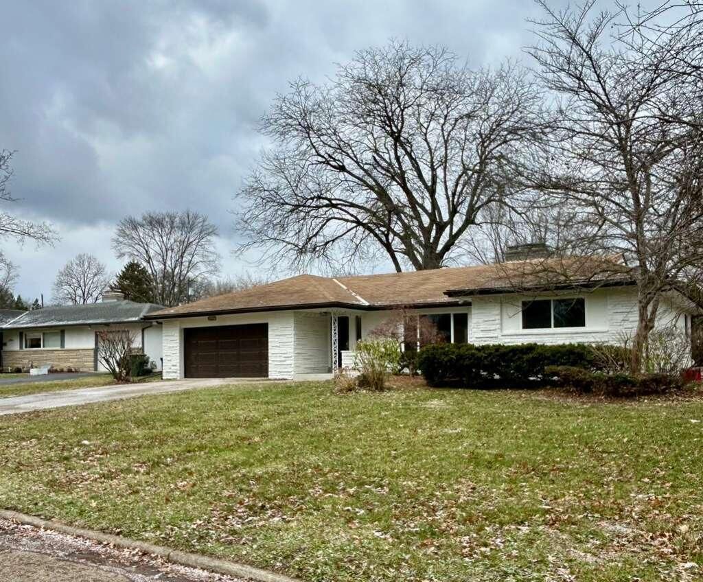 2956 Castlewood Road, Columbus, OH 43209 Main Photo