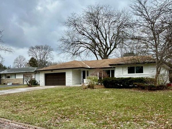 2956 Castlewood Road, Columbus, OH 43209
