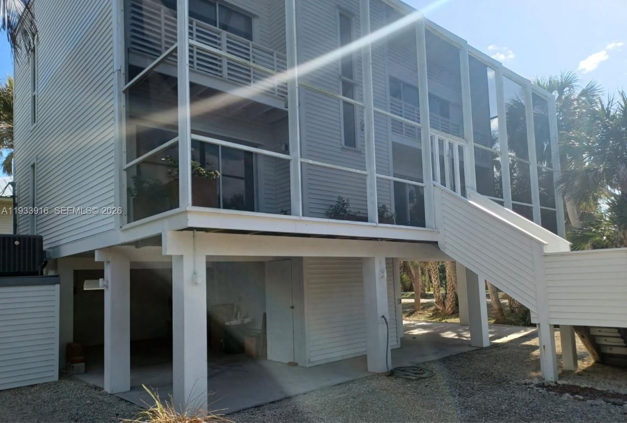 9228 Belding Drive, Sanibel, FL 33957 Photo