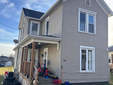 213 High Street , Roseville, OH 43777