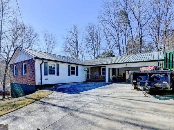 3527 Lakeview Drive, Gainesville, GA 30501