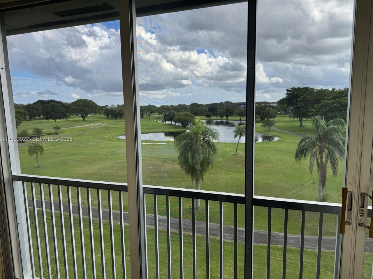 13250 SW 4th Ct, Unit 413G, Pembroke Pines, FL 33027 Photo