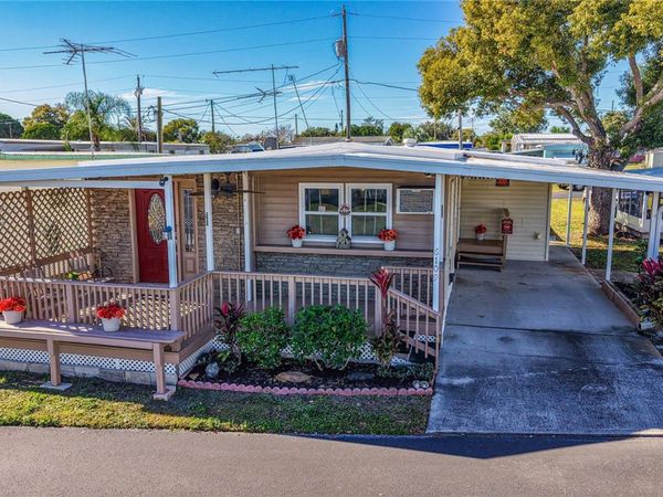 6109 CRESTON STREET, ZEPHYRHILLS, FL 33542