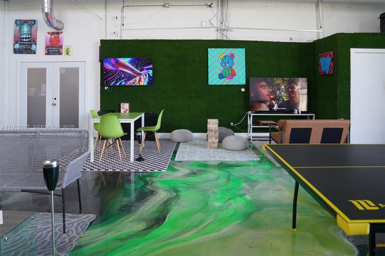 7700 NW 56th St, Doral, FL 33166 Photo