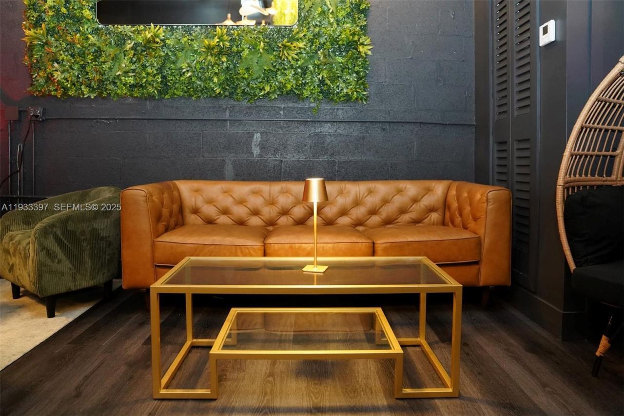 7700 NW 56th St, Doral, FL 33166 Photo