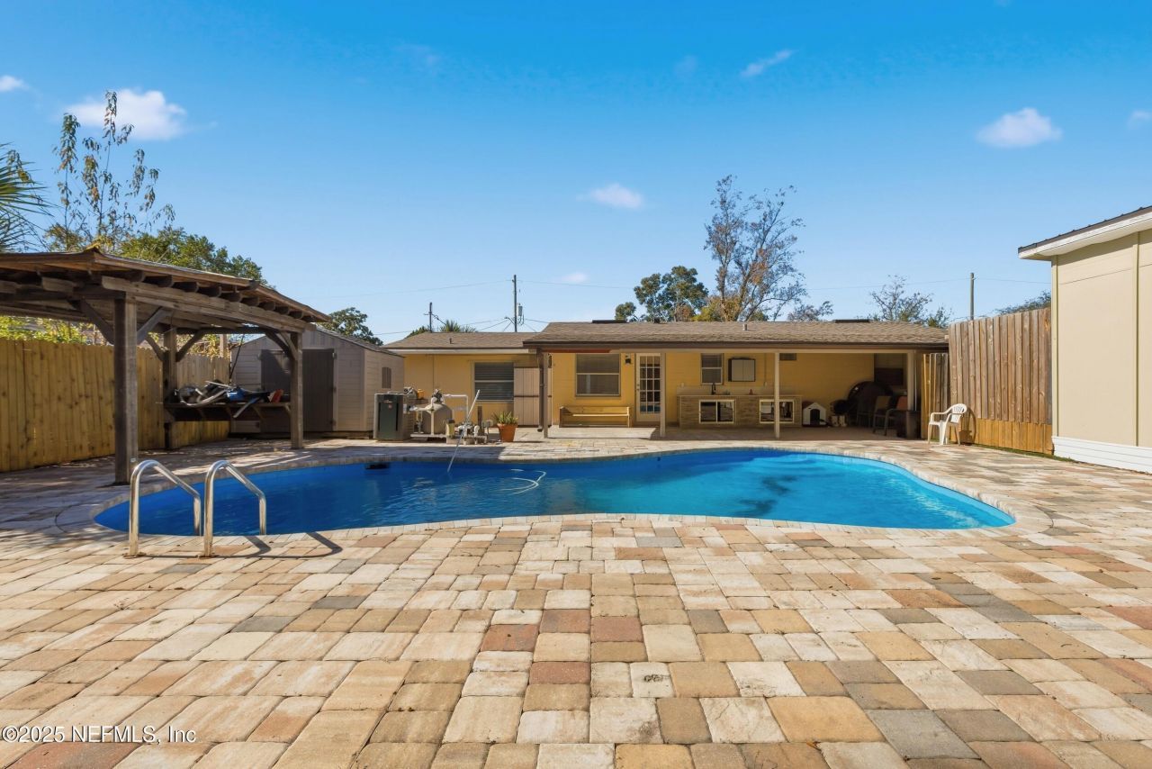 3227 Red Oak Drive, Jacksonville, FL 32277 Main Photo