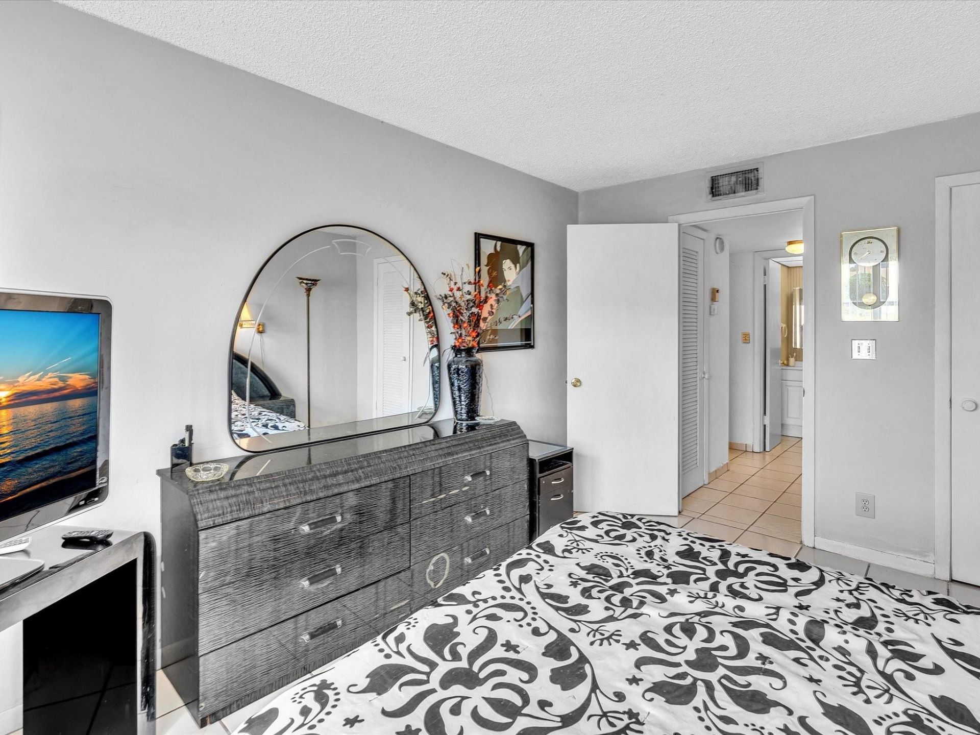 9041 Sunrise Lakes Boulevard, Unit 113, Sunrise, FL 33322 Photo