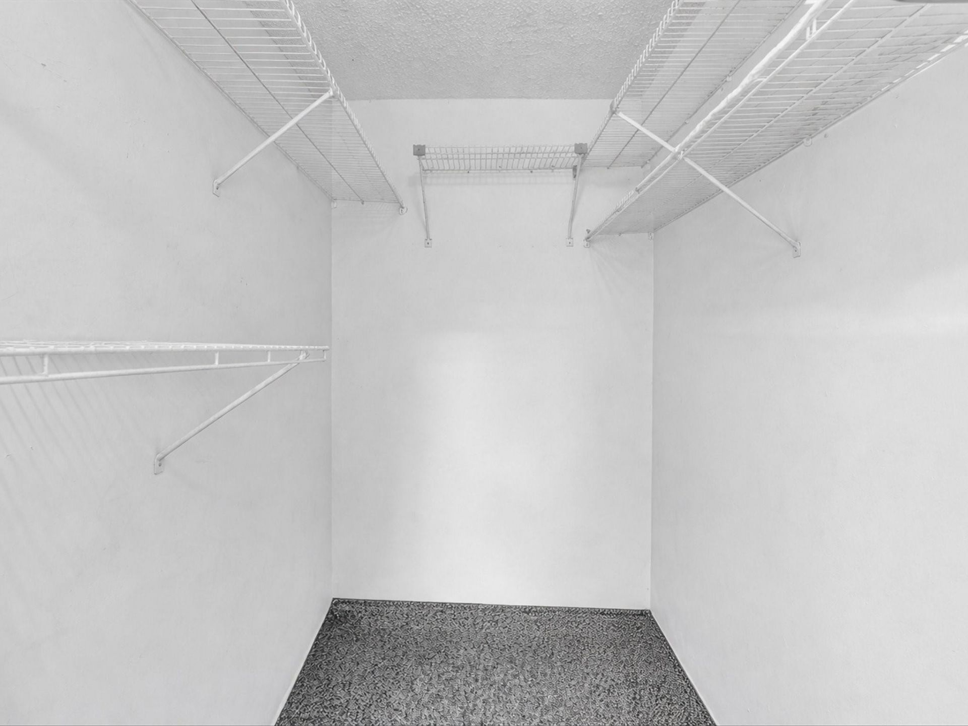 9041 Sunrise Lakes Boulevard, Unit 113, Sunrise, FL 33322 Photo