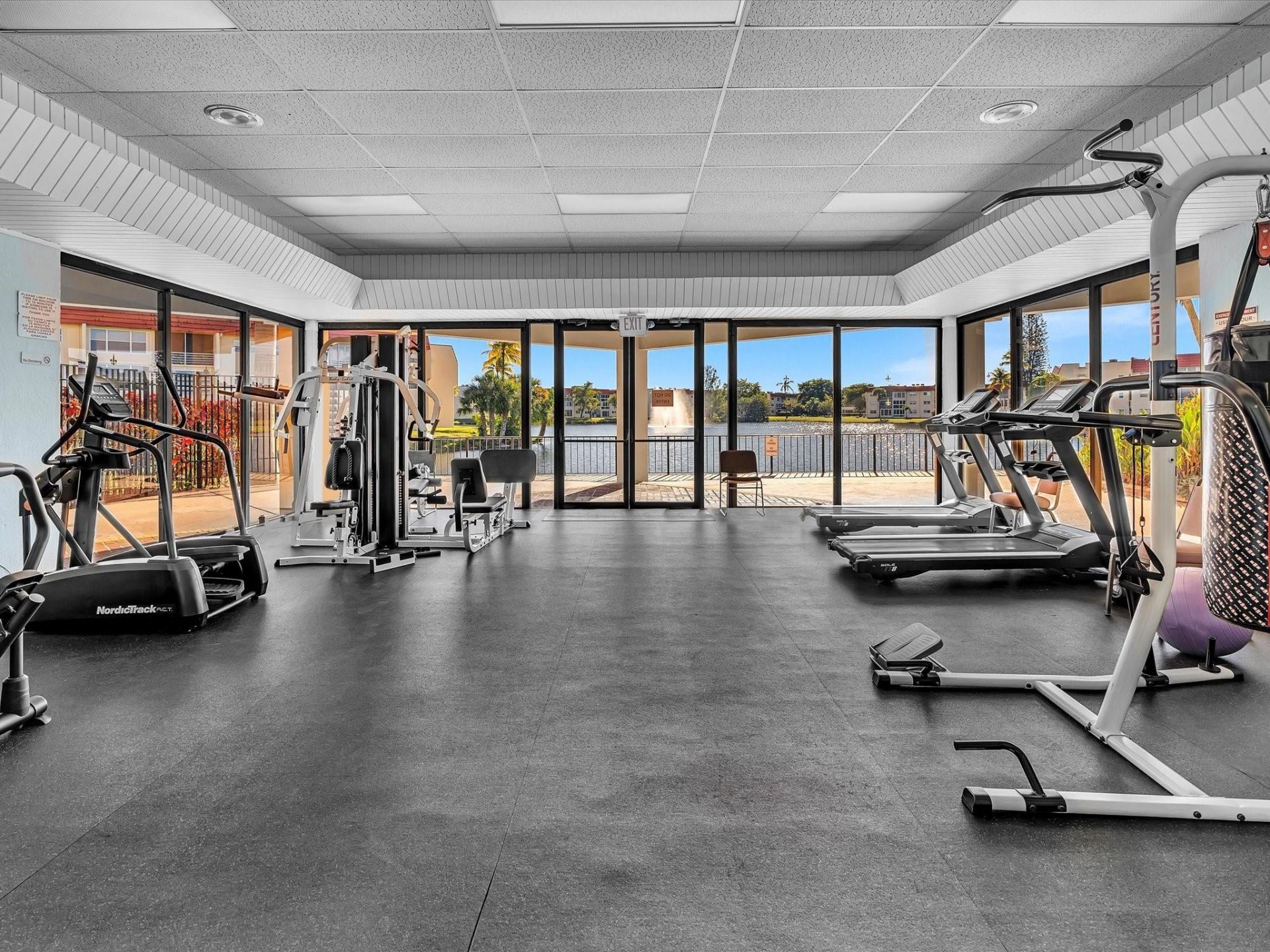 9041 Sunrise Lakes Boulevard, Unit 113, Sunrise, FL 33322 Photo