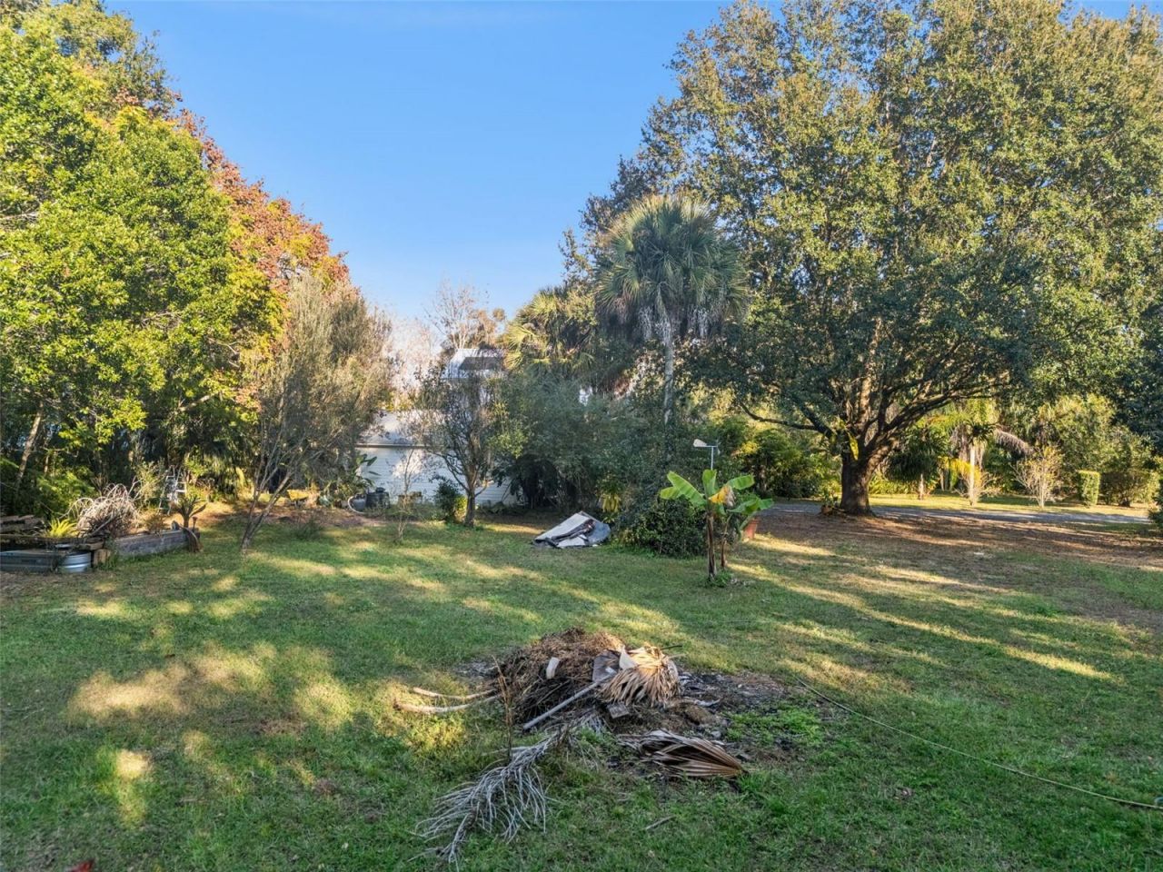 316 N Lakeview Drive, Lake Helen, FL 32744 Photo