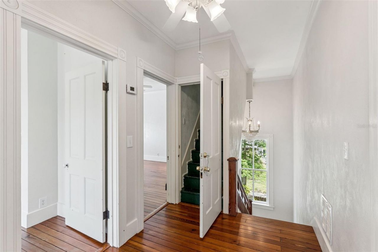 316 N Lakeview Drive, Lake Helen, FL 32744 Photo