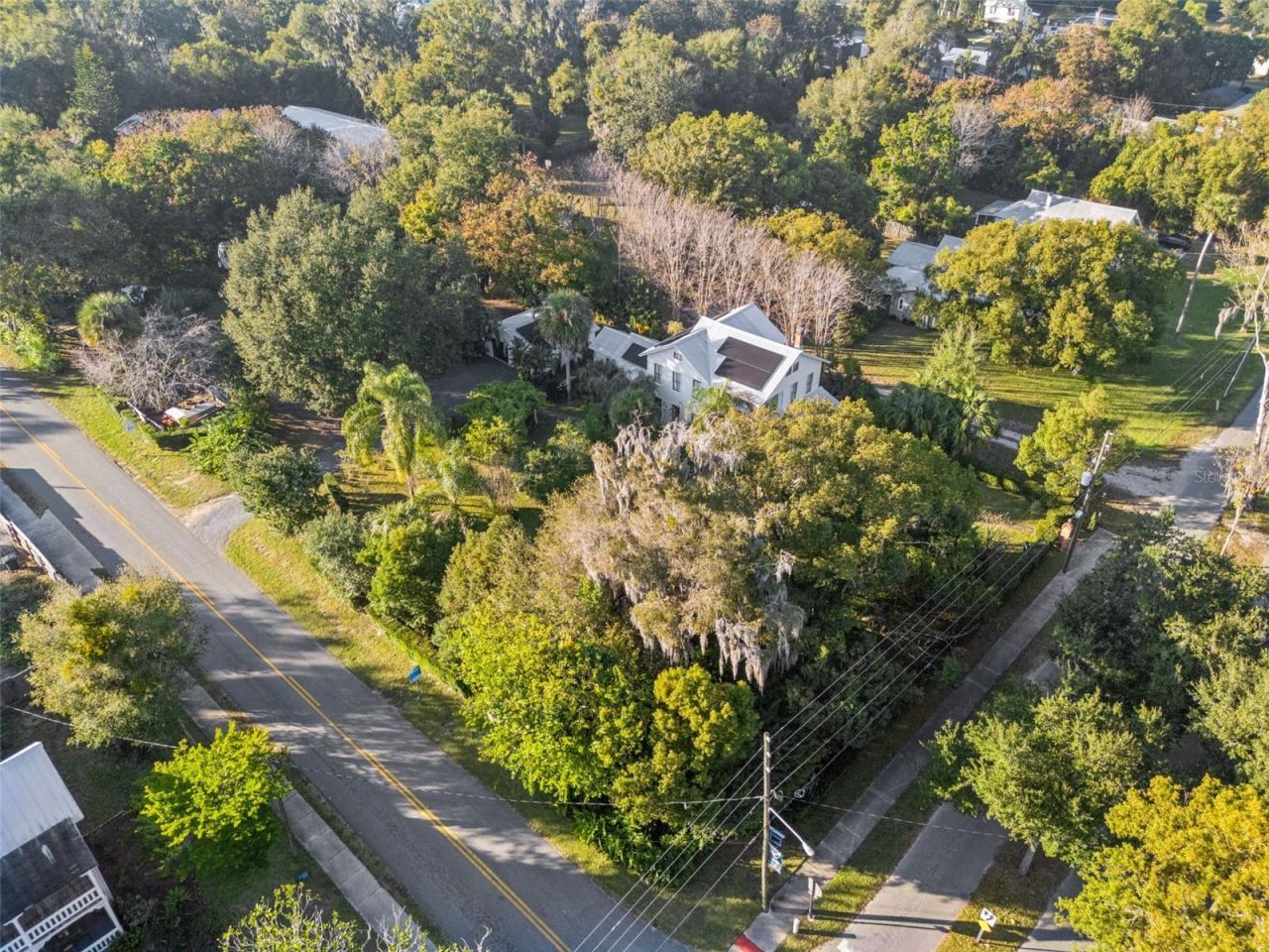 316 N Lakeview Drive, Lake Helen, FL 32744 Photo