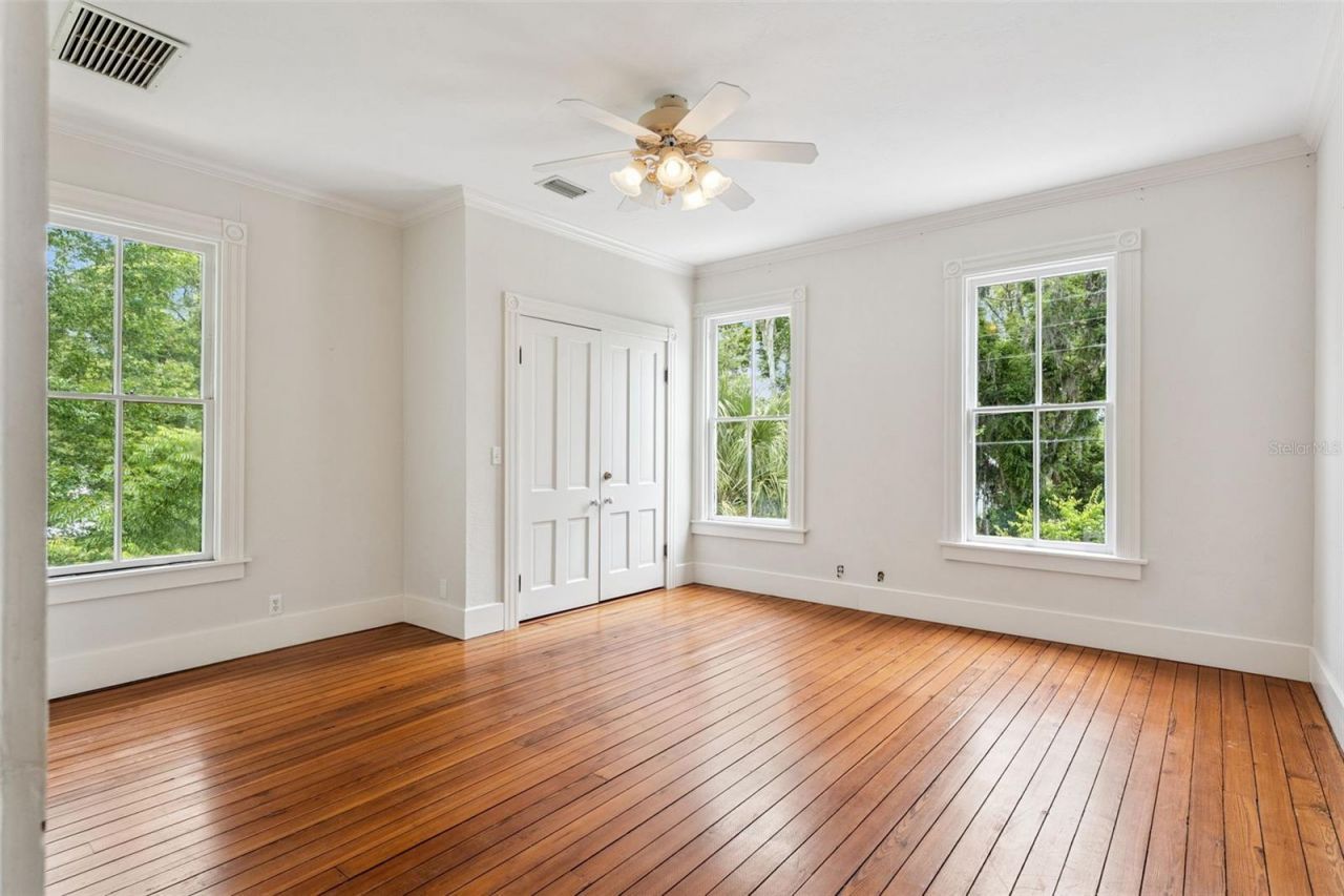 316 N Lakeview Drive, Lake Helen, FL 32744 Photo