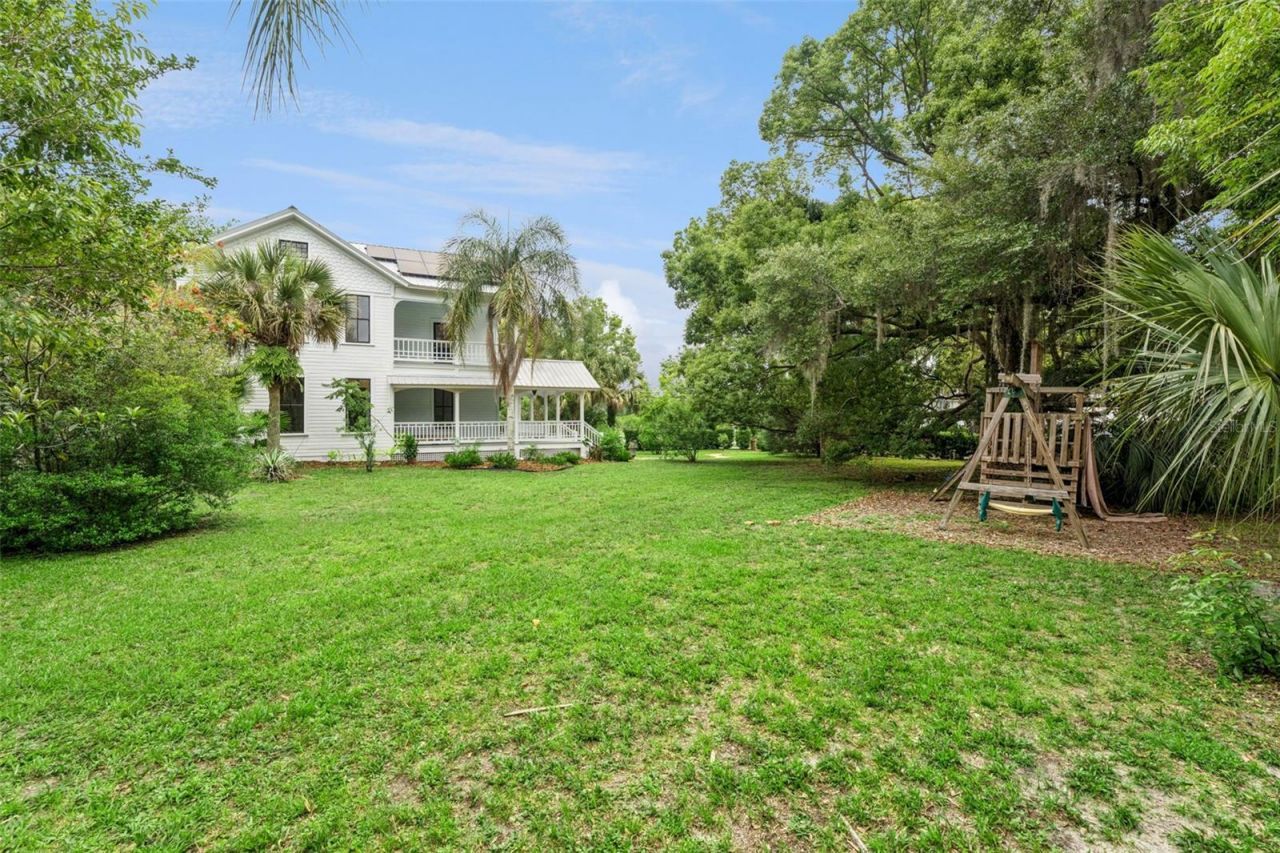 316 N Lakeview Drive, Lake Helen, FL 32744 Photo