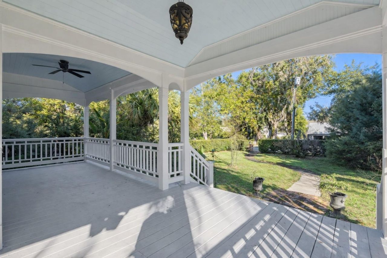 316 N Lakeview Drive, Lake Helen, FL 32744 Photo