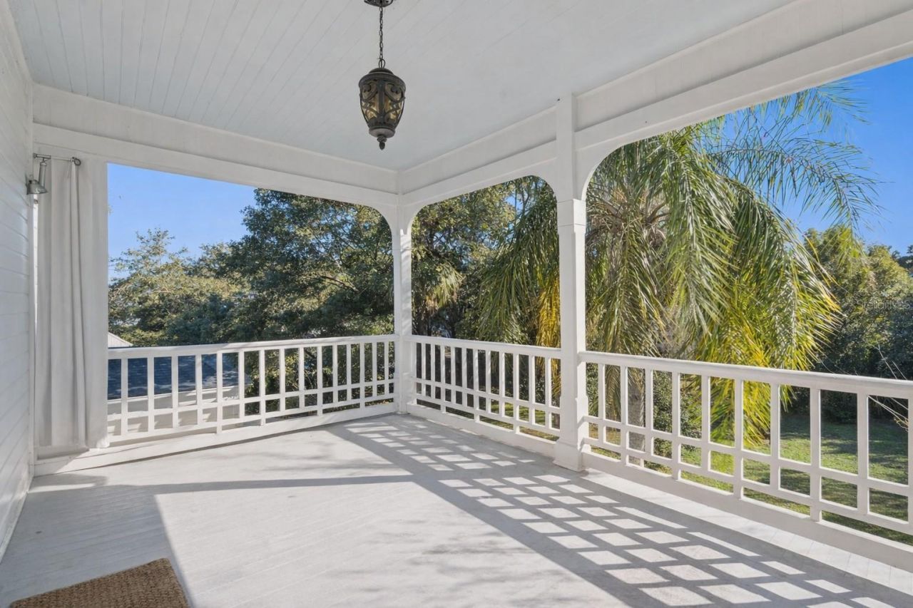 316 N Lakeview Drive, Lake Helen, FL 32744 Photo