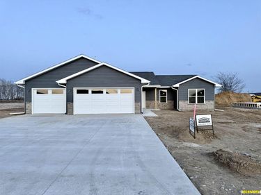 1719 Morgan Drive, Nebraska City, NE 68410