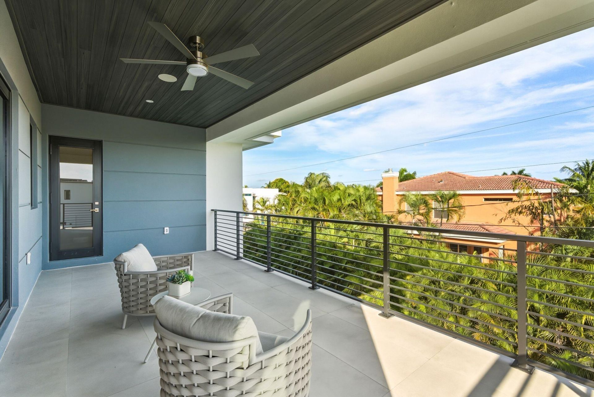 1050 NE 3rd Avenue, Boca Raton, FL 33432 Photo