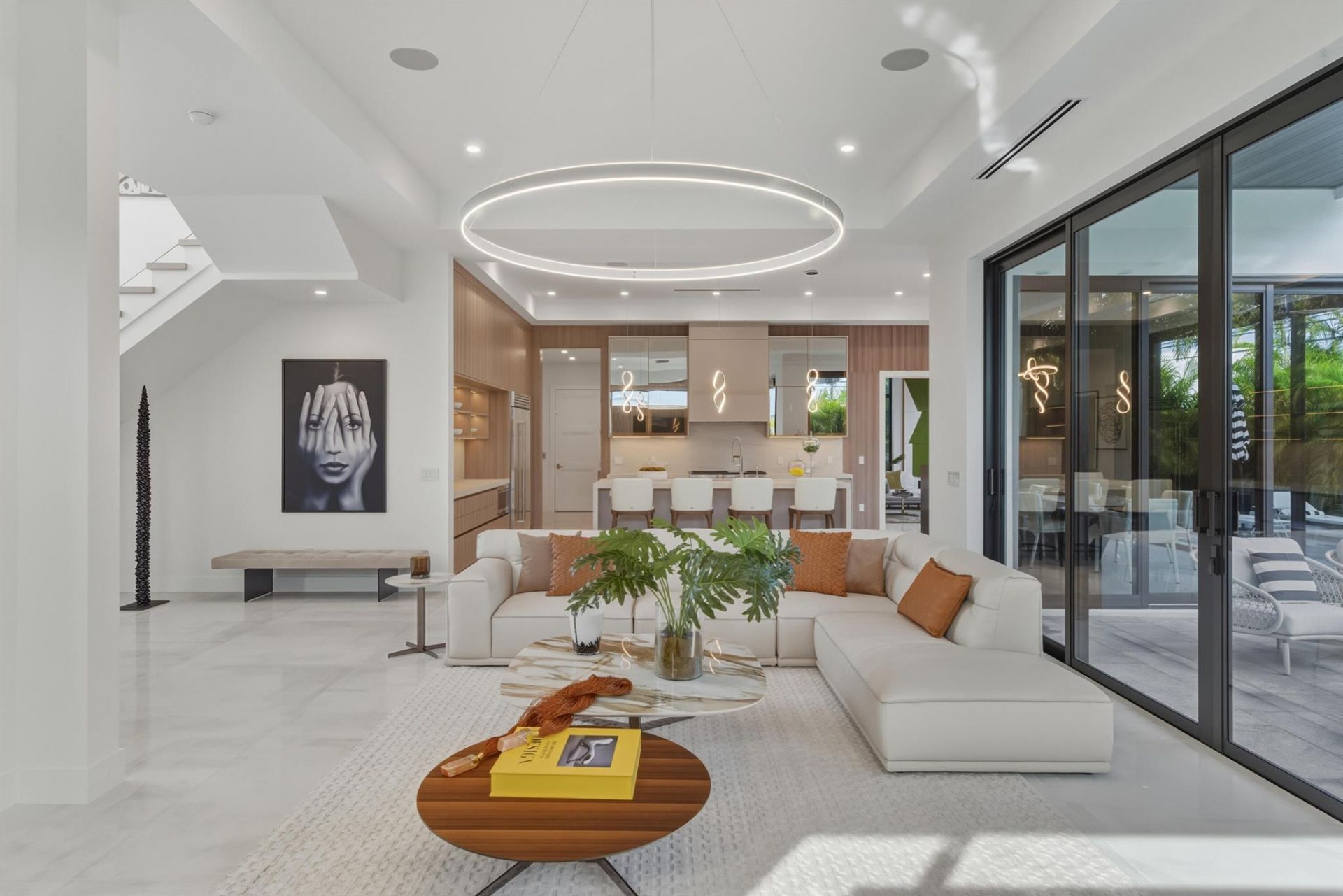 1050 NE 3rd Avenue, Boca Raton, FL 33432 Photo