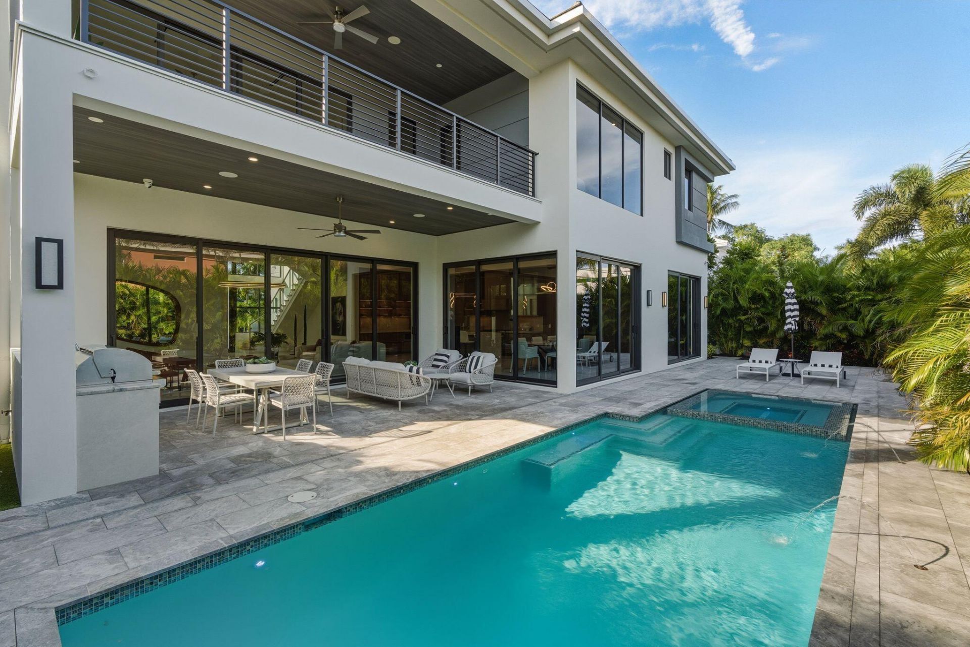 1050 NE 3rd Avenue, Boca Raton, FL 33432 Photo