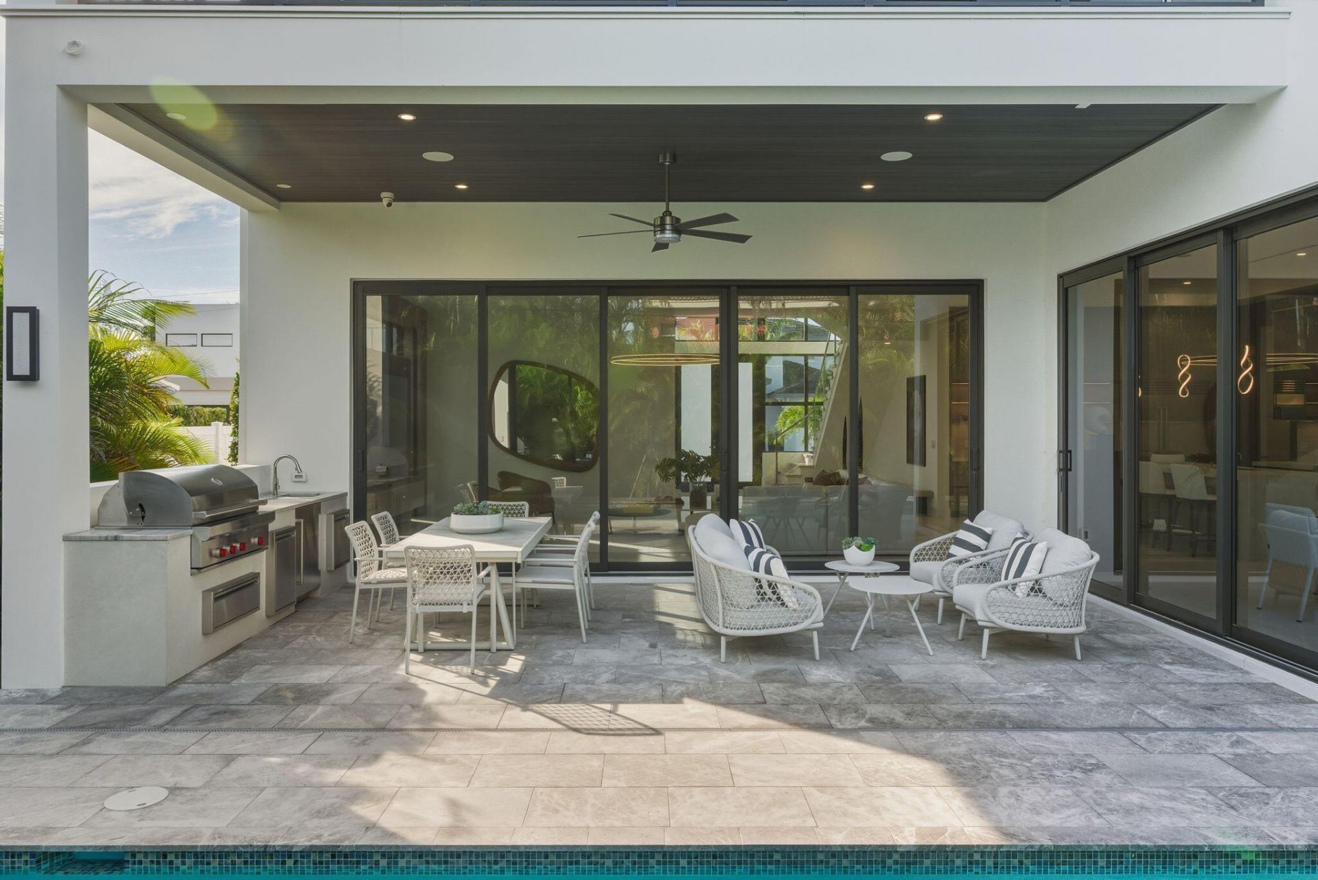 1050 NE 3rd Avenue, Boca Raton, FL 33432 Photo