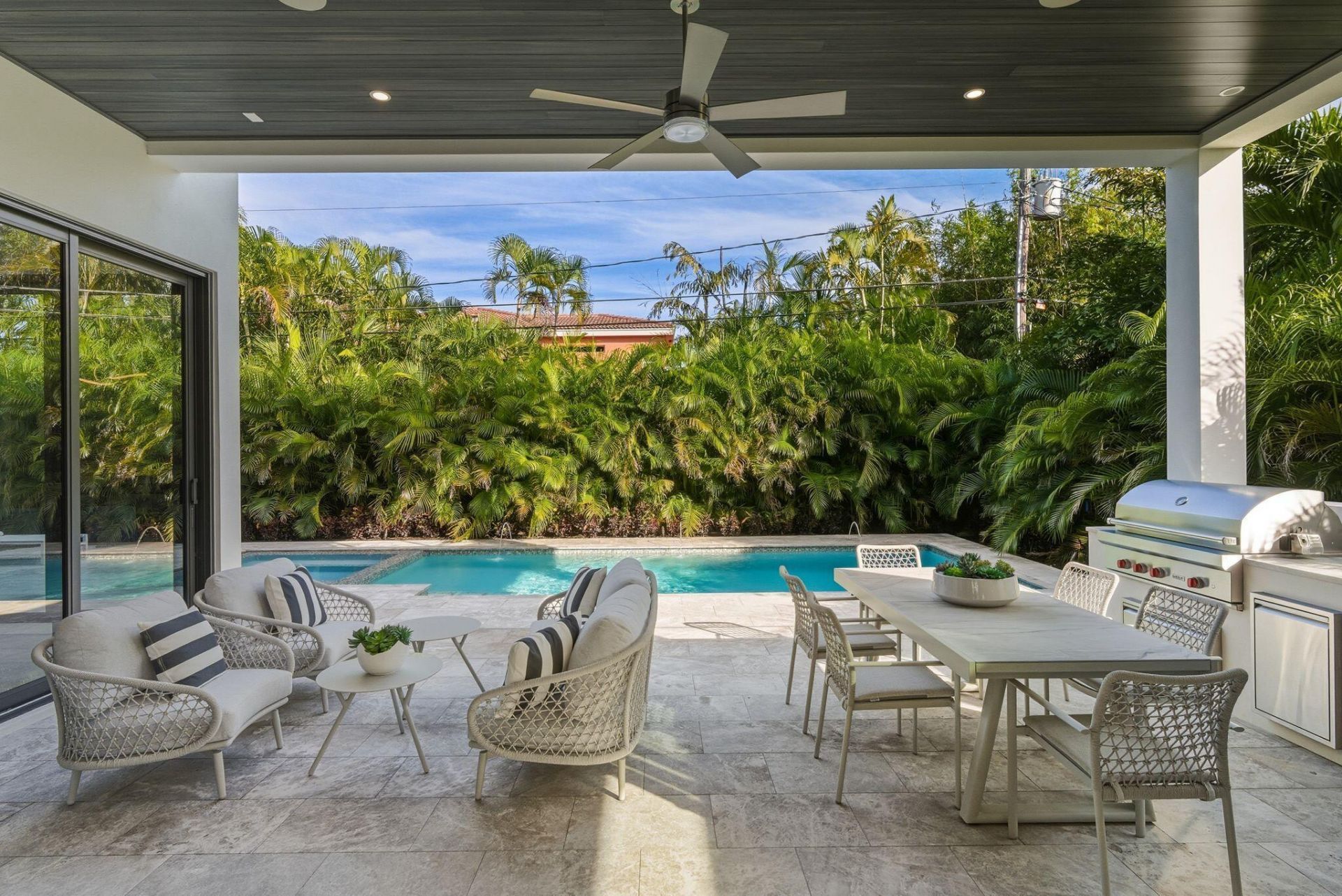 1050 NE 3rd Avenue, Boca Raton, FL 33432 Photo