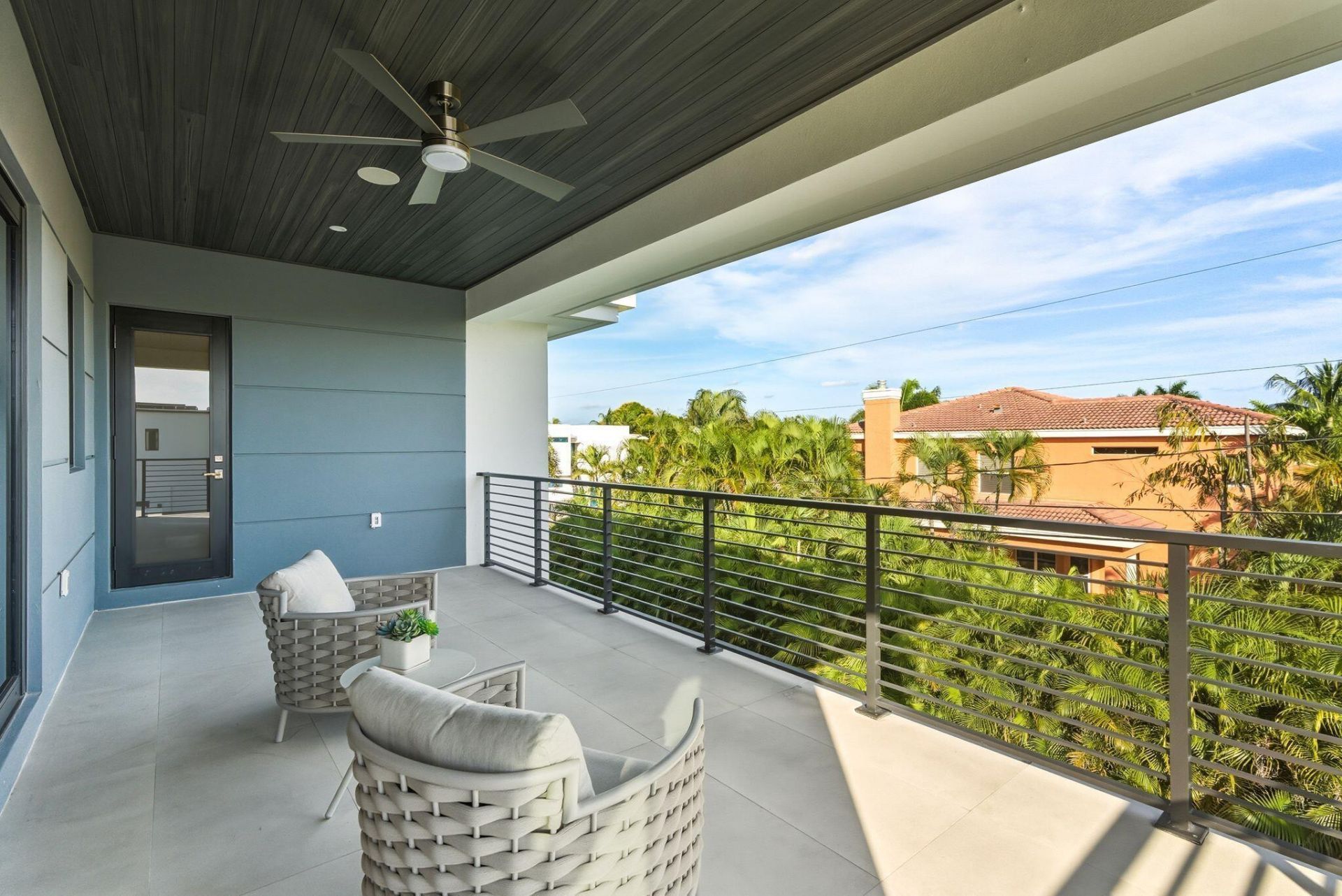 1050 NE 3rd Avenue, Boca Raton, FL 33432 Photo