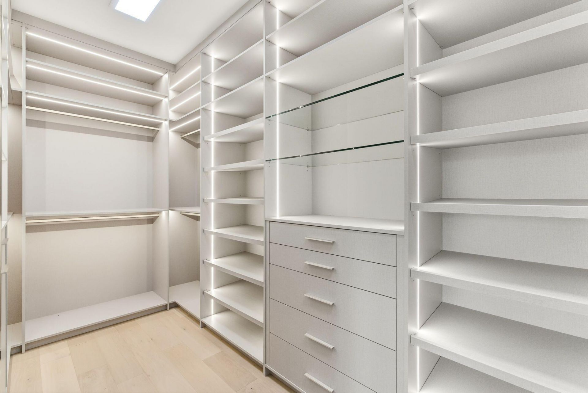 1050 NE 3rd Avenue, Boca Raton, FL 33432 Photo