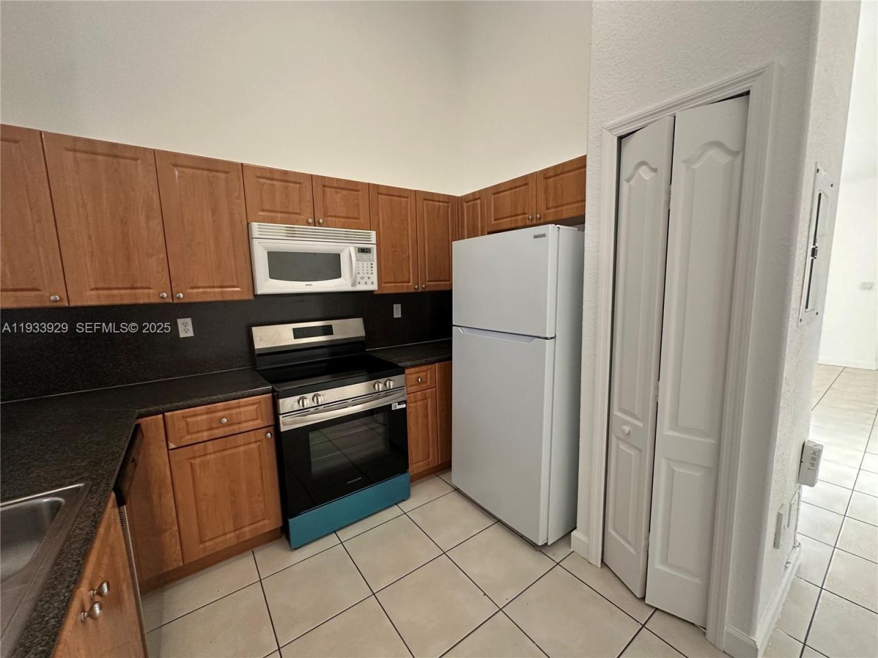 2755 SE 16th Ave , Unit 200, Homestead, FL 33035 Photo
