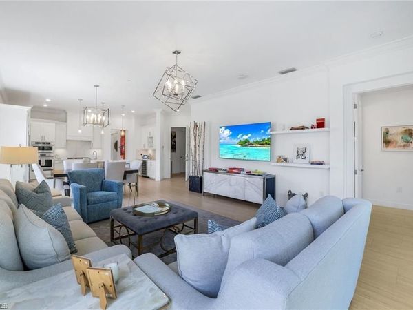 16374 Viansa WAY, Unit 302, NAPLES, FL 34110