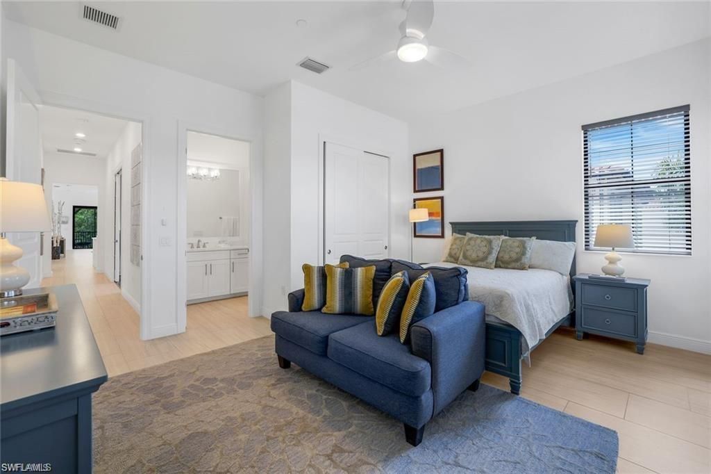 16374 Viansa Way, Unit 302, Naples, FL 34110 Photo