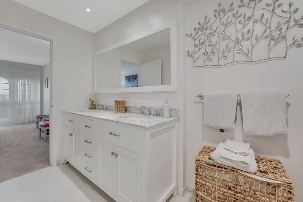 3475 S Ocean Boulevard, Unit 2130, Palm Beach, FL 33480 Photo