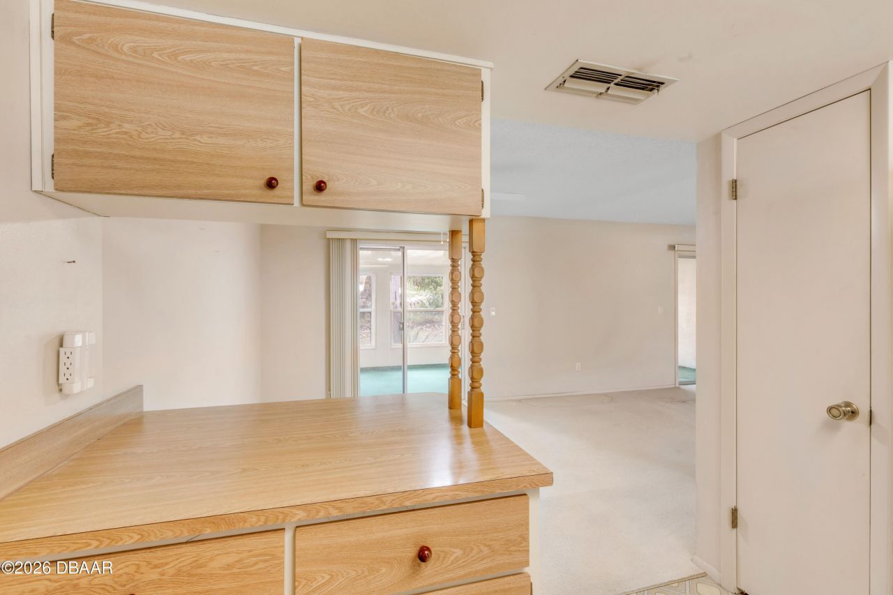 805 S Cooper Street, New Smyrna Beach, FL 32169 Photo