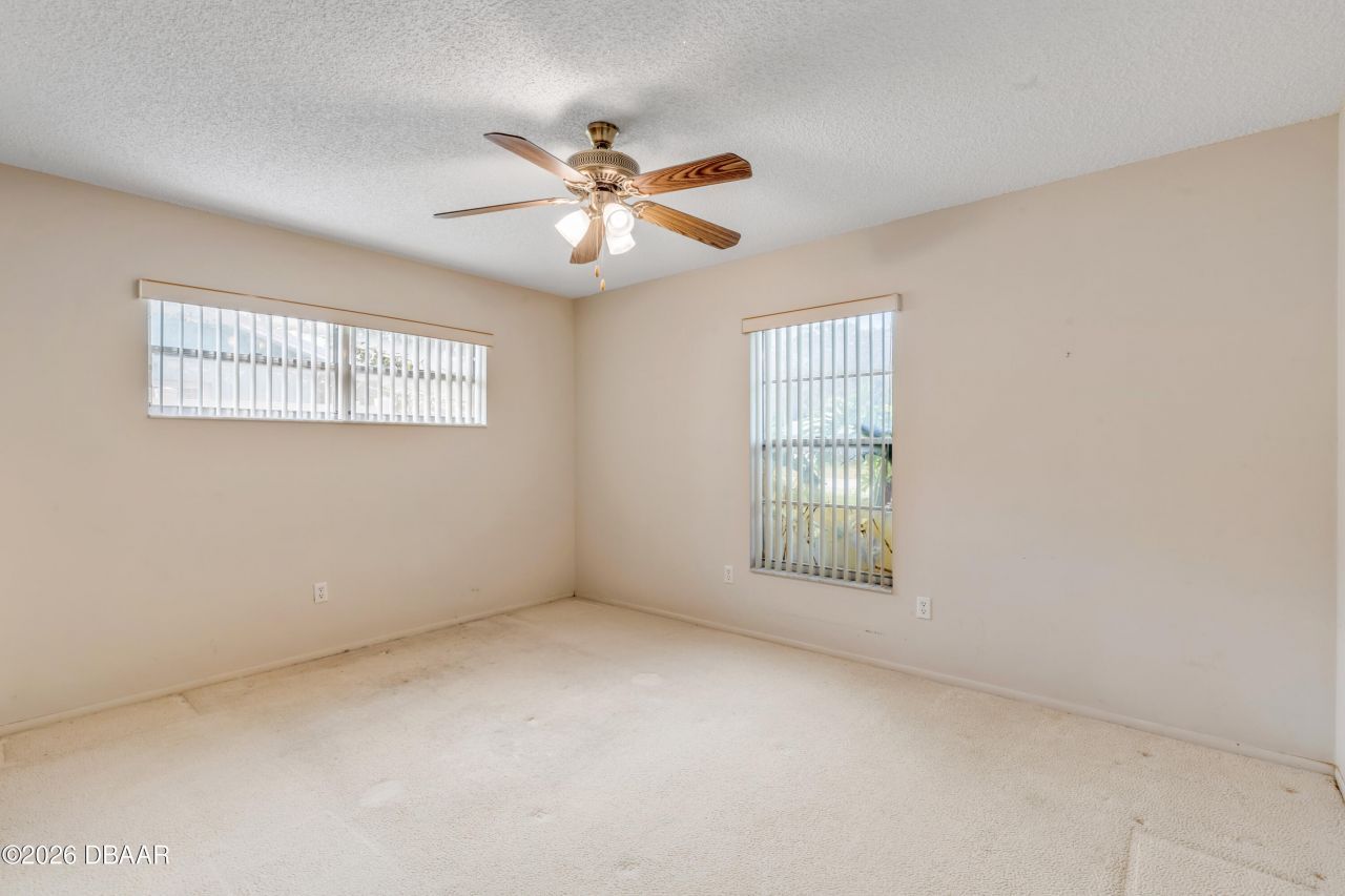 805 S Cooper Street, New Smyrna Beach, FL 32169 Photo