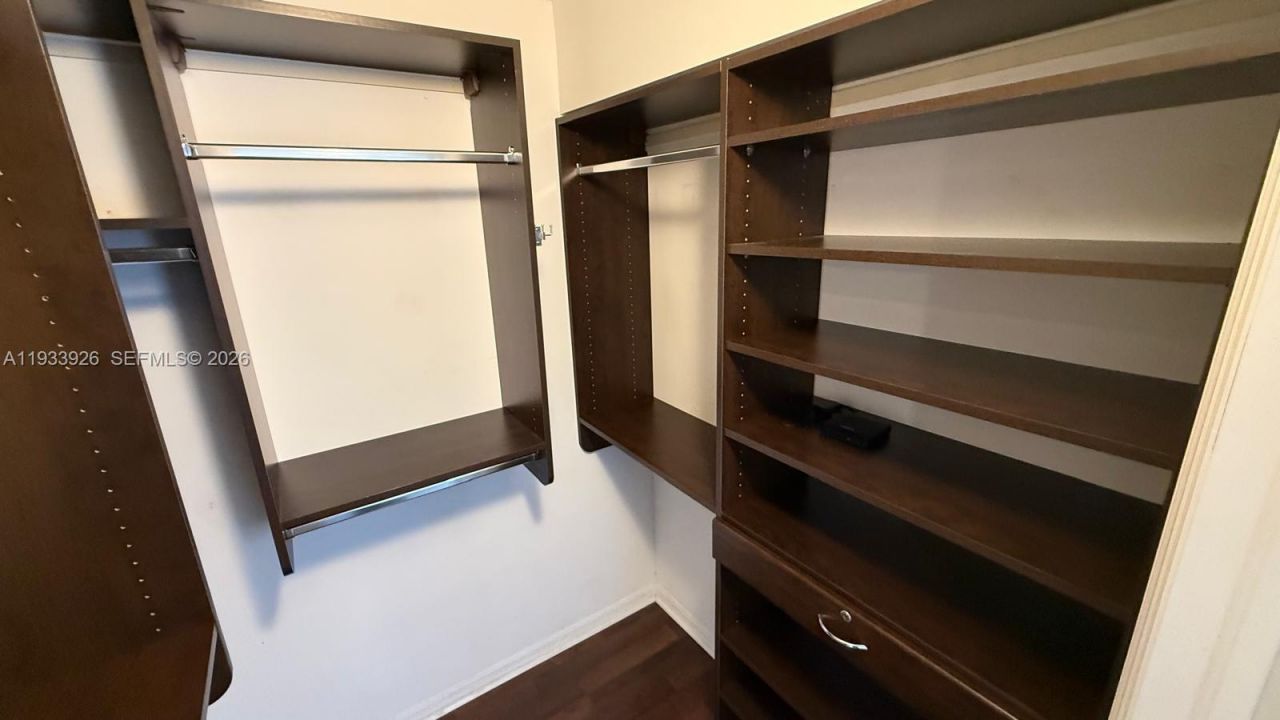 2961 NE 185th St, Unit 1613, Aventura, FL 33180 Photo