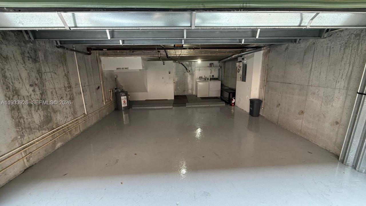 2961 NE 185th St, Unit 1613, Aventura, FL 33180 Photo