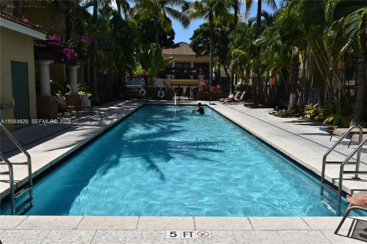 2961 NE 185th St, Unit 1613, Aventura, FL 33180 Photo