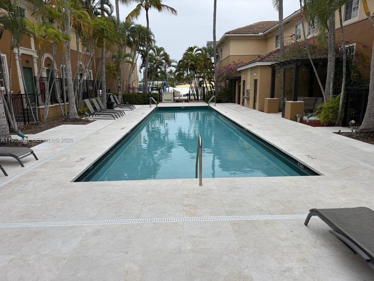 2961 NE 185th St, Unit 1613, Aventura, FL 33180 Photo