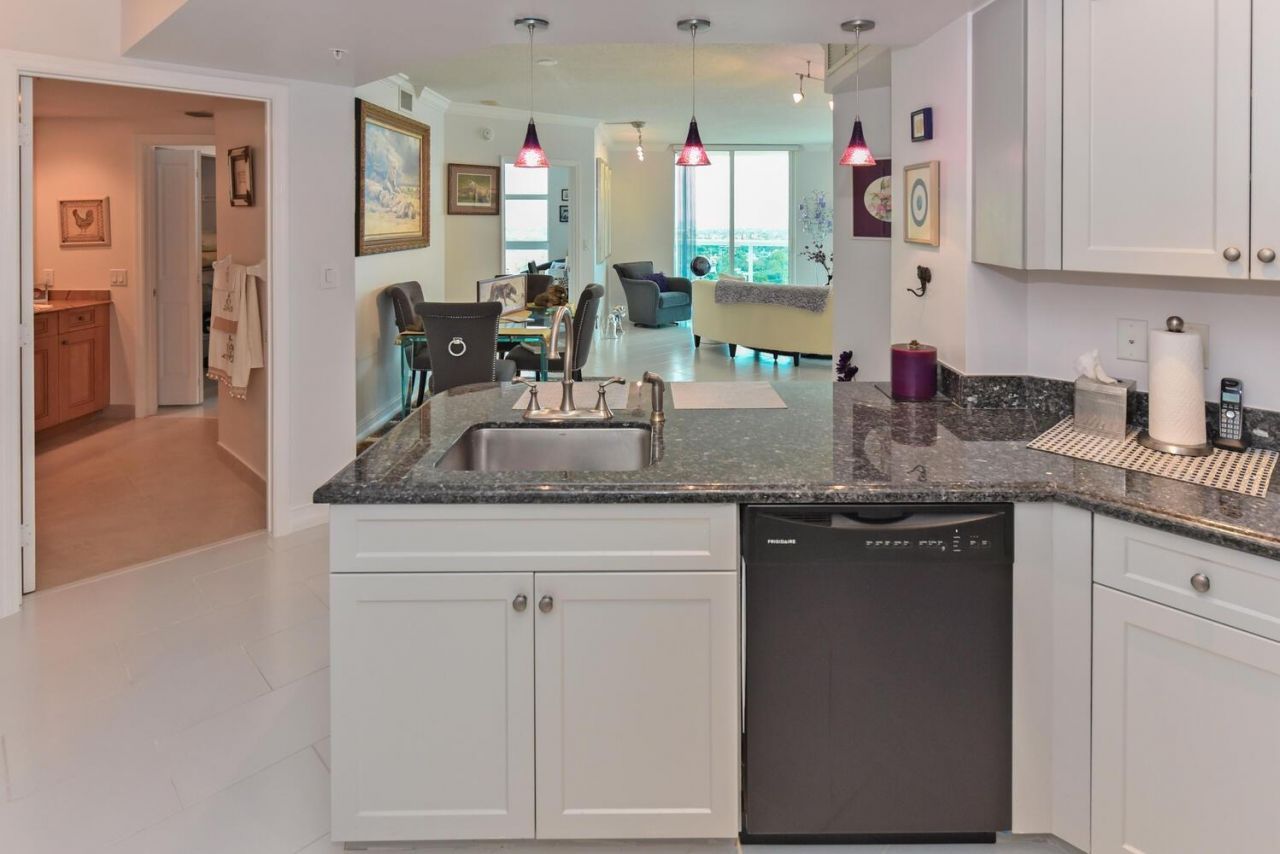 347 N New River Drive, Unit 2303, Fort Lauderdale, FL 33301 Photo