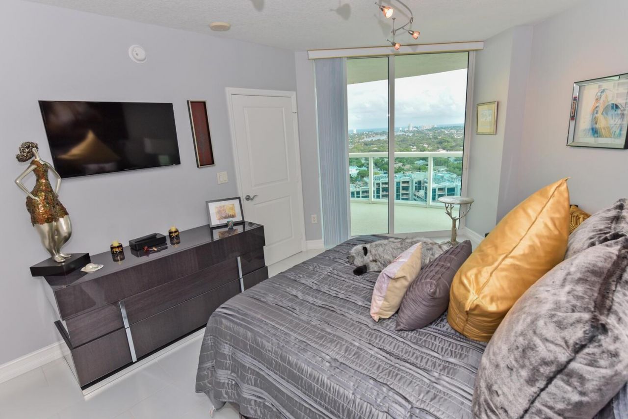 347 N New River Drive, Unit 2303, Fort Lauderdale, FL 33301 Photo
