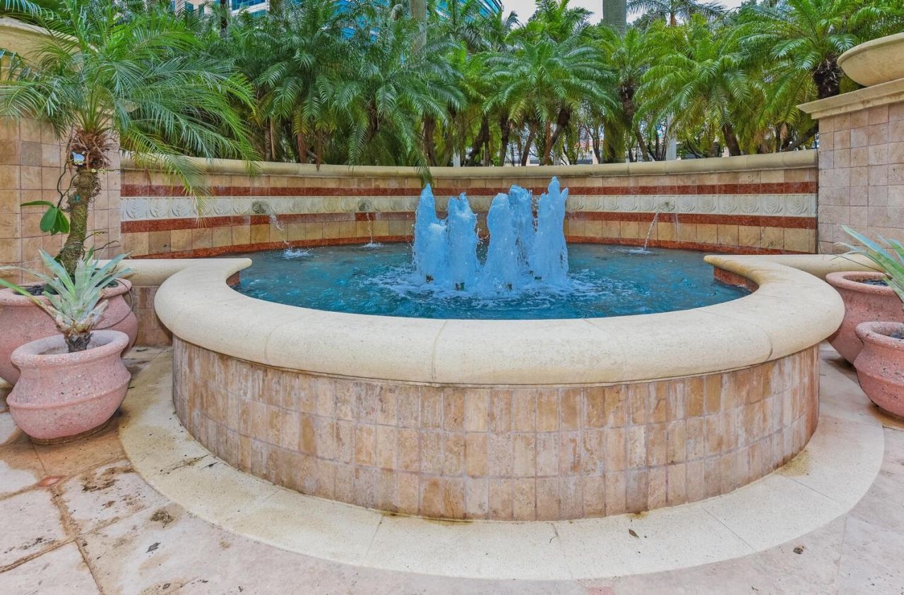 347 N New River Drive, Unit 2303, Fort Lauderdale, FL 33301 Photo