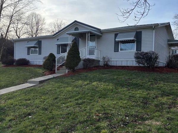 475 Knigge Road, Oak Hill, OH 45656