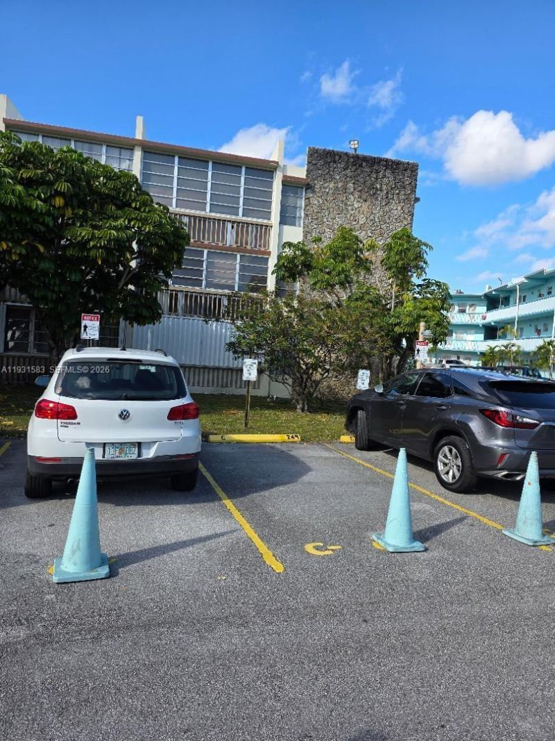 1481 NE Miami Gardens Dr, Unit 368, Miami, FL 33179 Photo