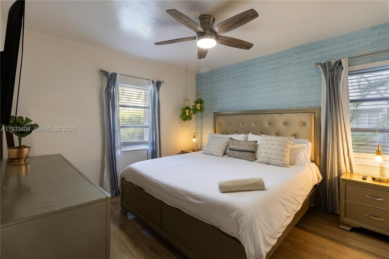 437 NE 107th St, Miami, FL 33161 Photo