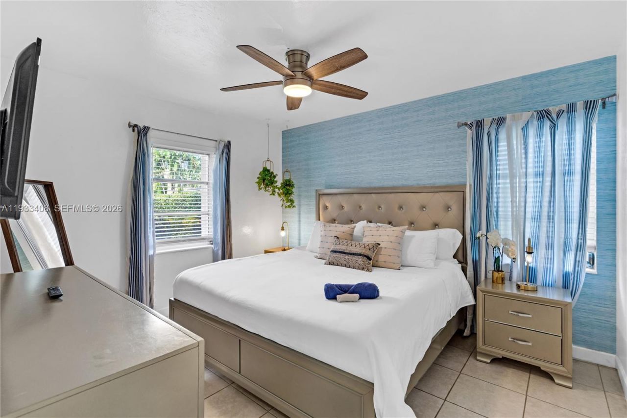 437 NE 107th St, Miami, FL 33161 Photo