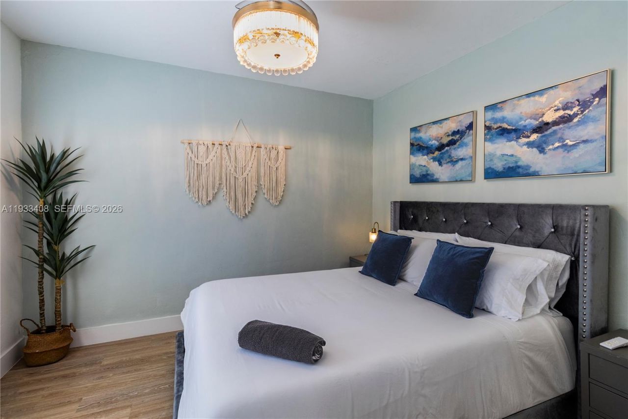 437 NE 107th St, Miami, FL 33161 Photo