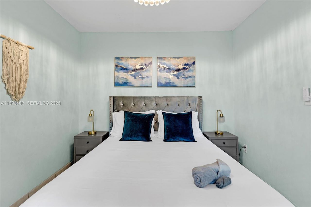 437 NE 107th St, Miami, FL 33161 Photo