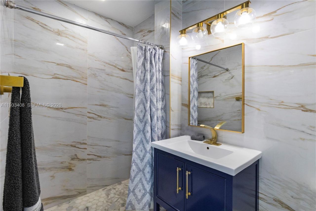 437 NE 107th St, Miami, FL 33161 Photo