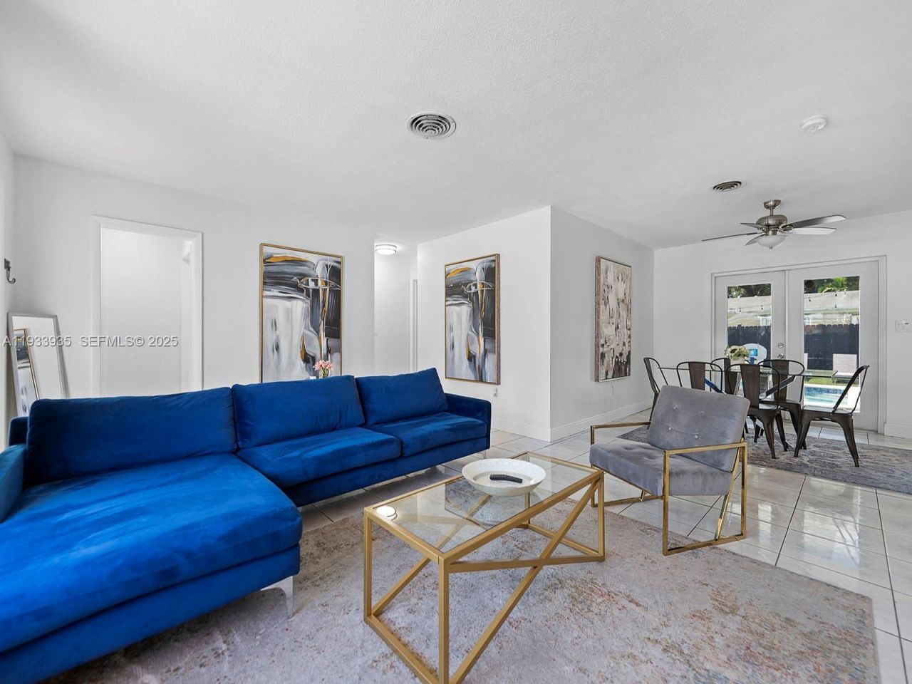 560 NE 161st St, Miami, FL 33162 Photo