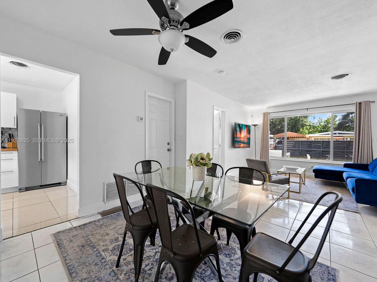 560 NE 161st St, Miami, FL 33162 Photo